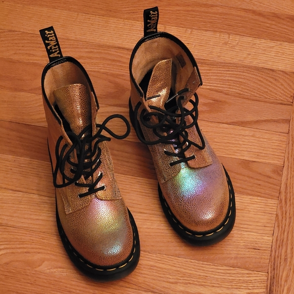 Dr. Martens Shoes - Dr Martens 1460 size 8 sand rainbow ray boots
